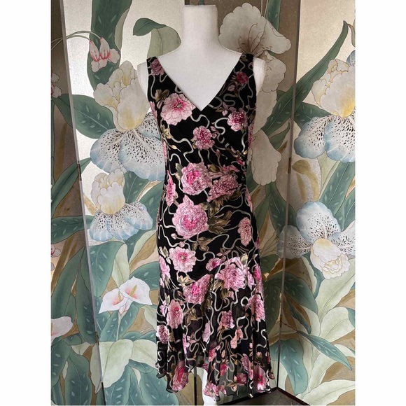 Alex Evenings Dresses & Skirts - Floral Black and Pink Dress